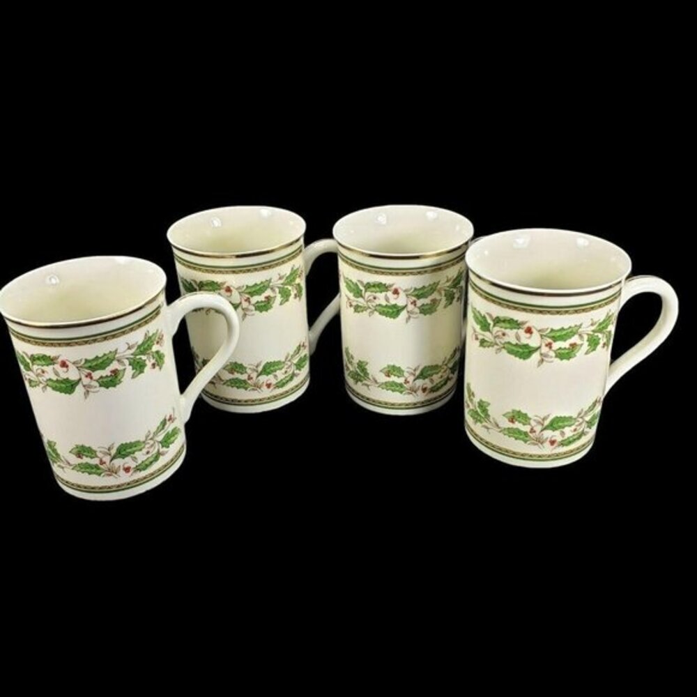 Konitz Coffee Mugs Cups Christmas Holly Gold Trim Porcelain Set of 4 Germany Vtg